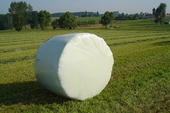 perfect-round-bale-wrapped-with-pro-technologyrt-rs